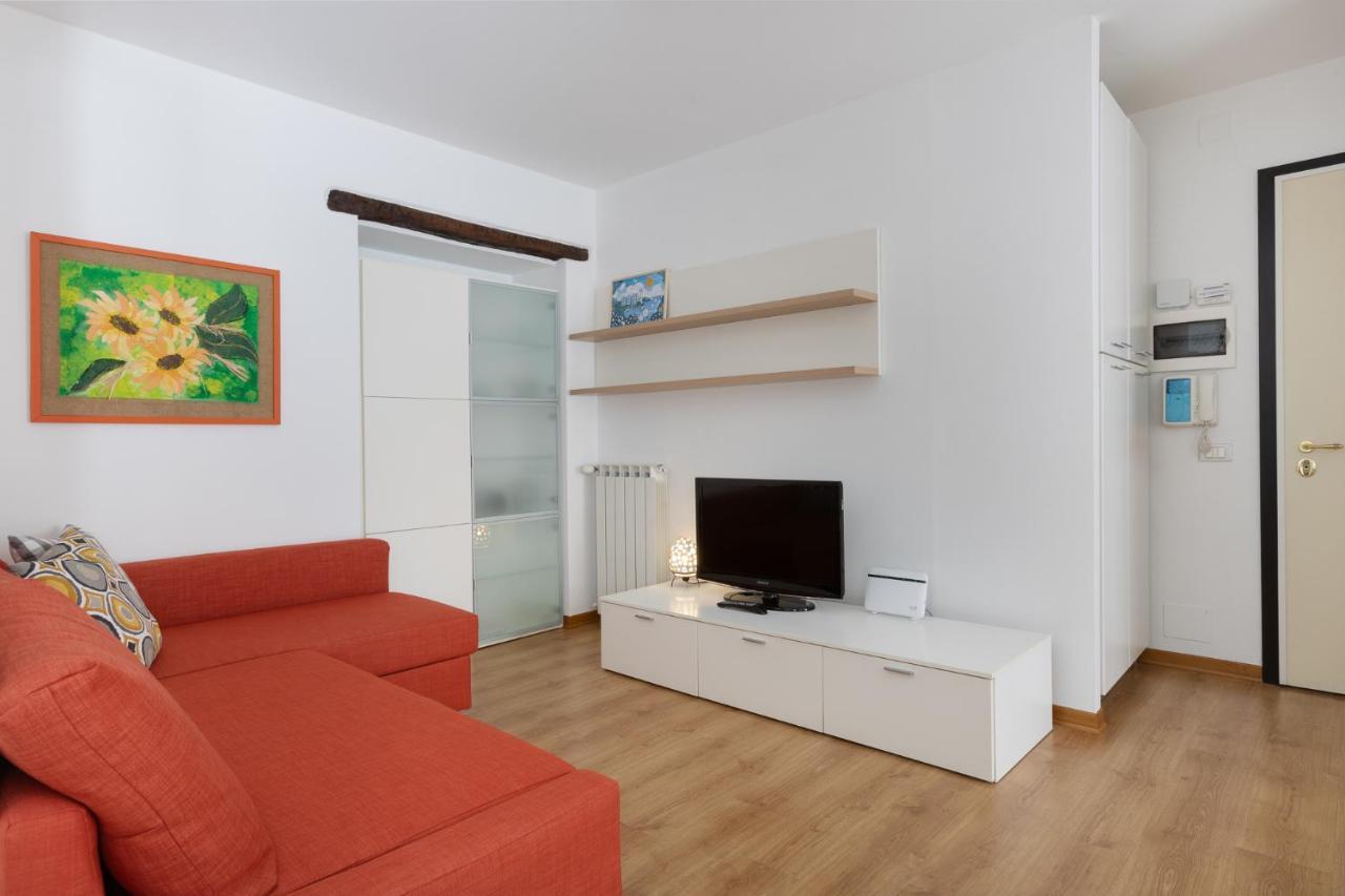 Civico Uno Appartement Triëst Buitenkant foto